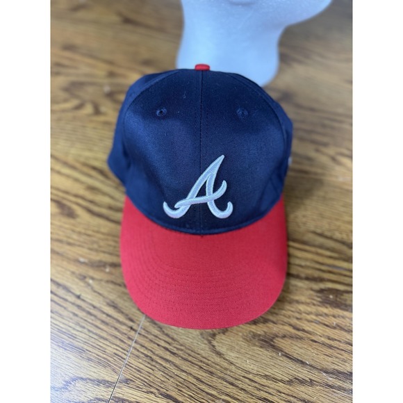 Atlanta Braves Hat Cap Strap Back Mens Navy Red MLB Baseball Script A Owatonna - Picture 7 of 7